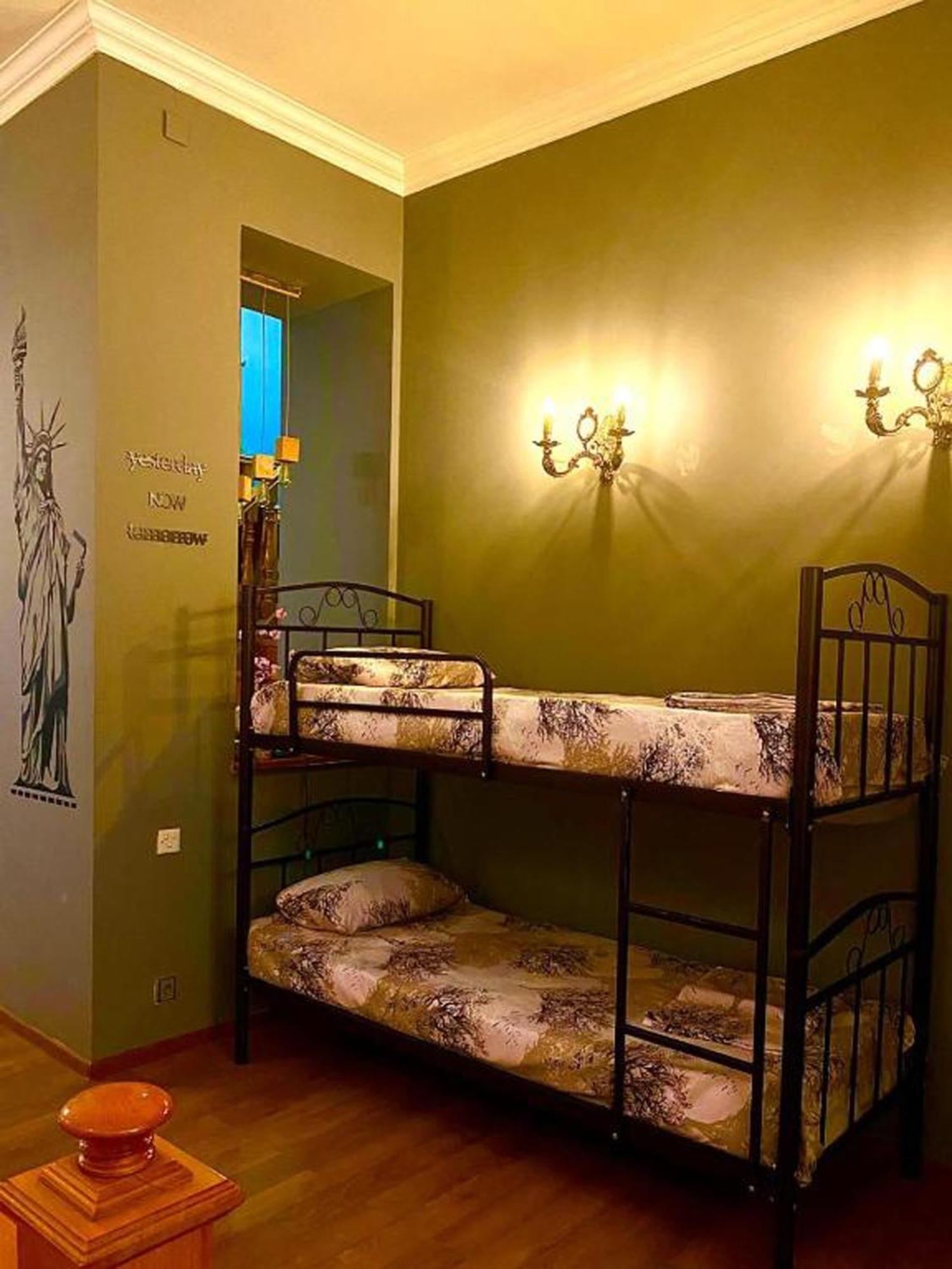 S T Hostel Formerly Sth Hostel บากู ภายนอก รูปภาพ