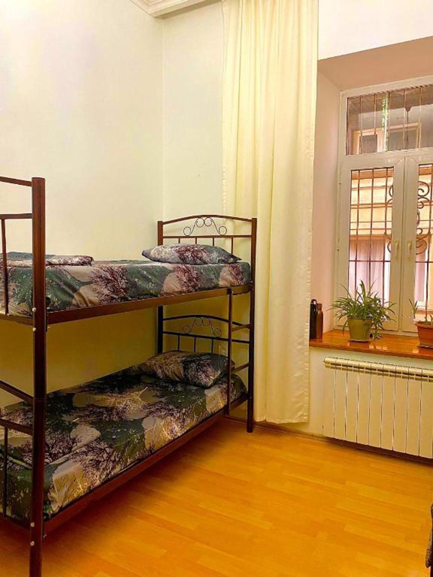 S T Hostel Formerly Sth Hostel บากู ภายนอก รูปภาพ